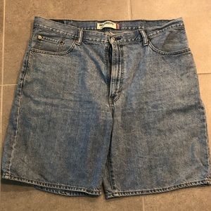 Men’s Levi’s shorts